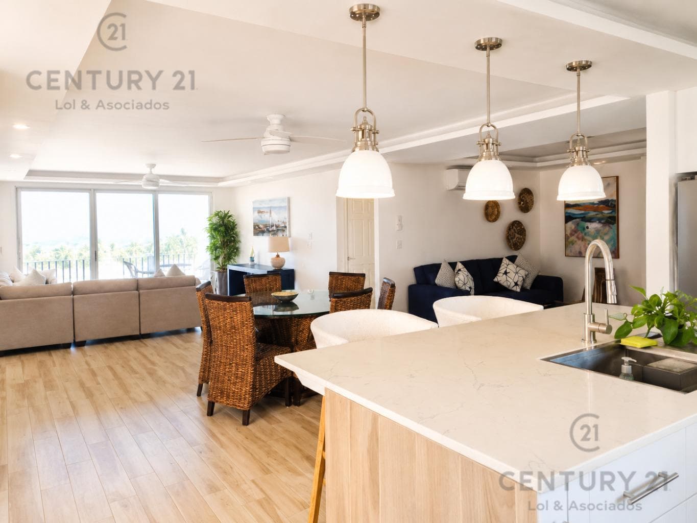 Apartment in the Playa Diamante Subdivision