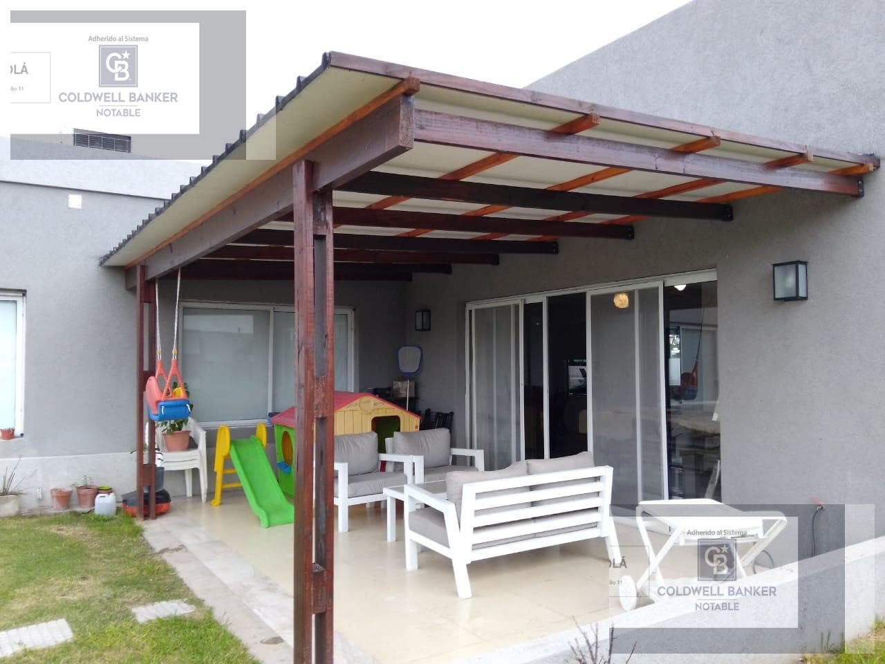 5-room house for sale in the Haras Santa Maria neighborhood - Escobar