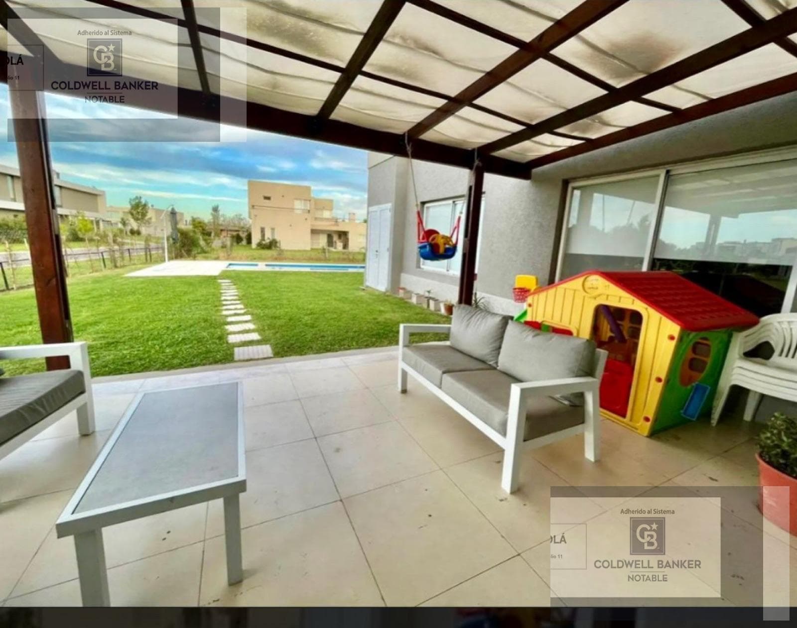 5-room house for sale in the Haras Santa Maria neighborhood - Escobar