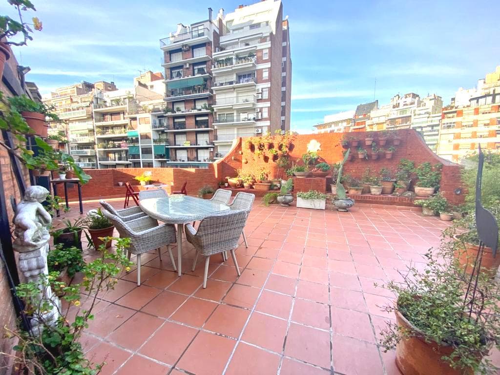 4-Bedroom Duplex House for Sale with Terrace - La Isla - Recoleta