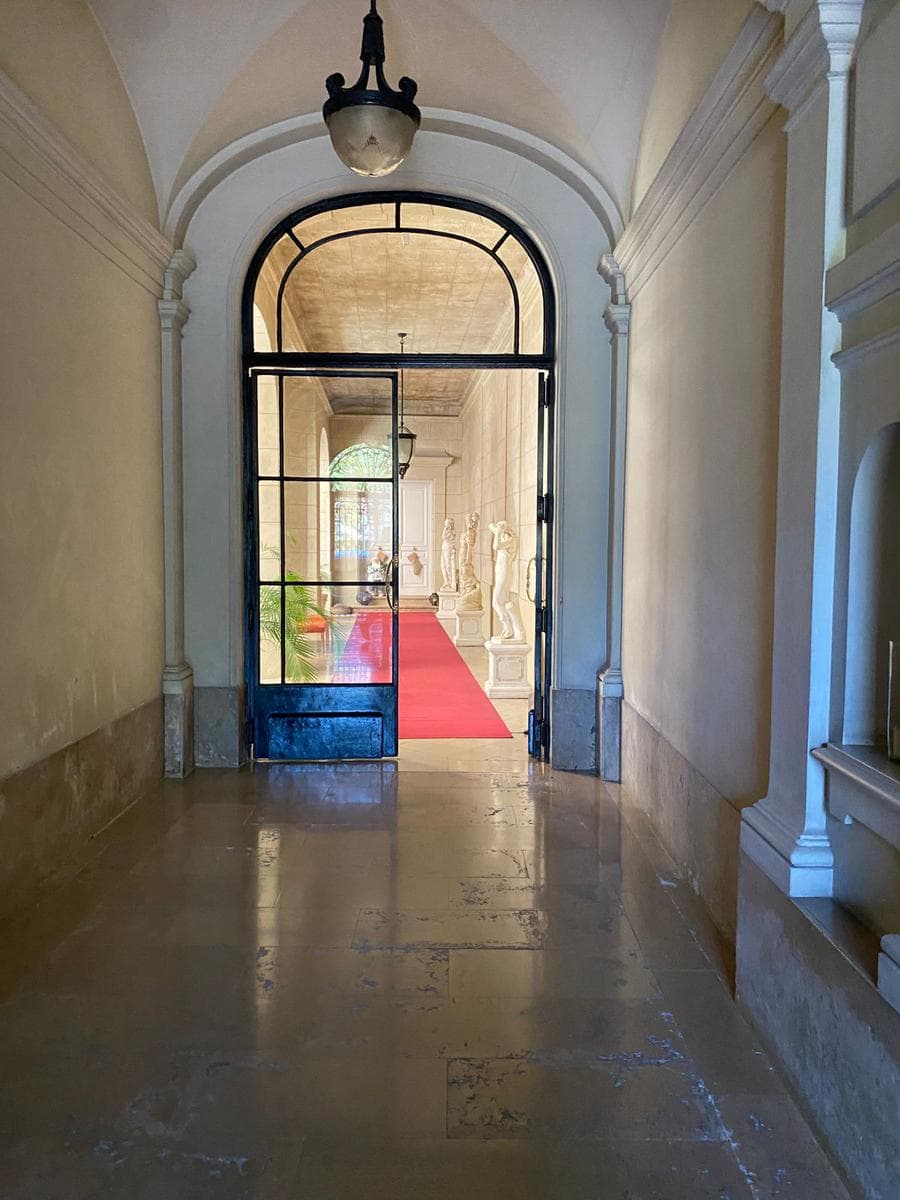 4-Bedroom Stately French-Style Apartment for Sale - Recoleta
