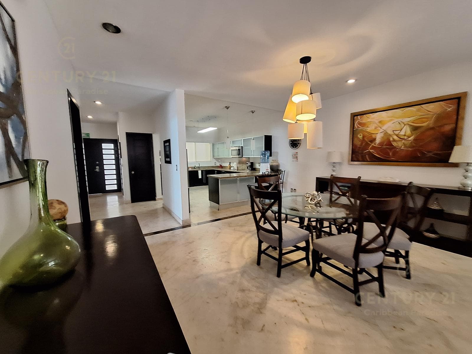 Luxury 3-bedroom apartment for sale with ocean views in Downtown Playa del Carmen P4391