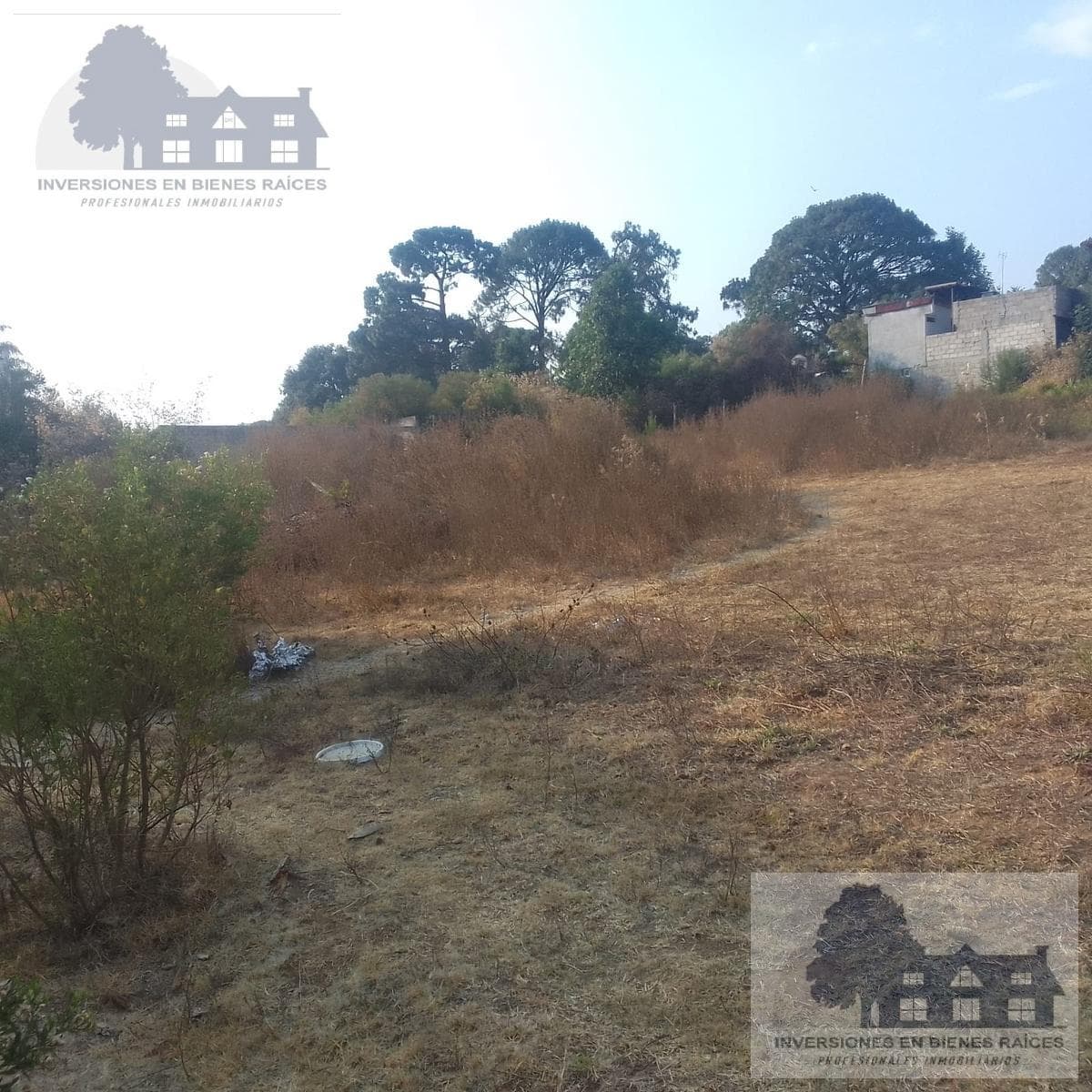 Land for Sale in the Old Houses Neighborhood in Valle de Bravo