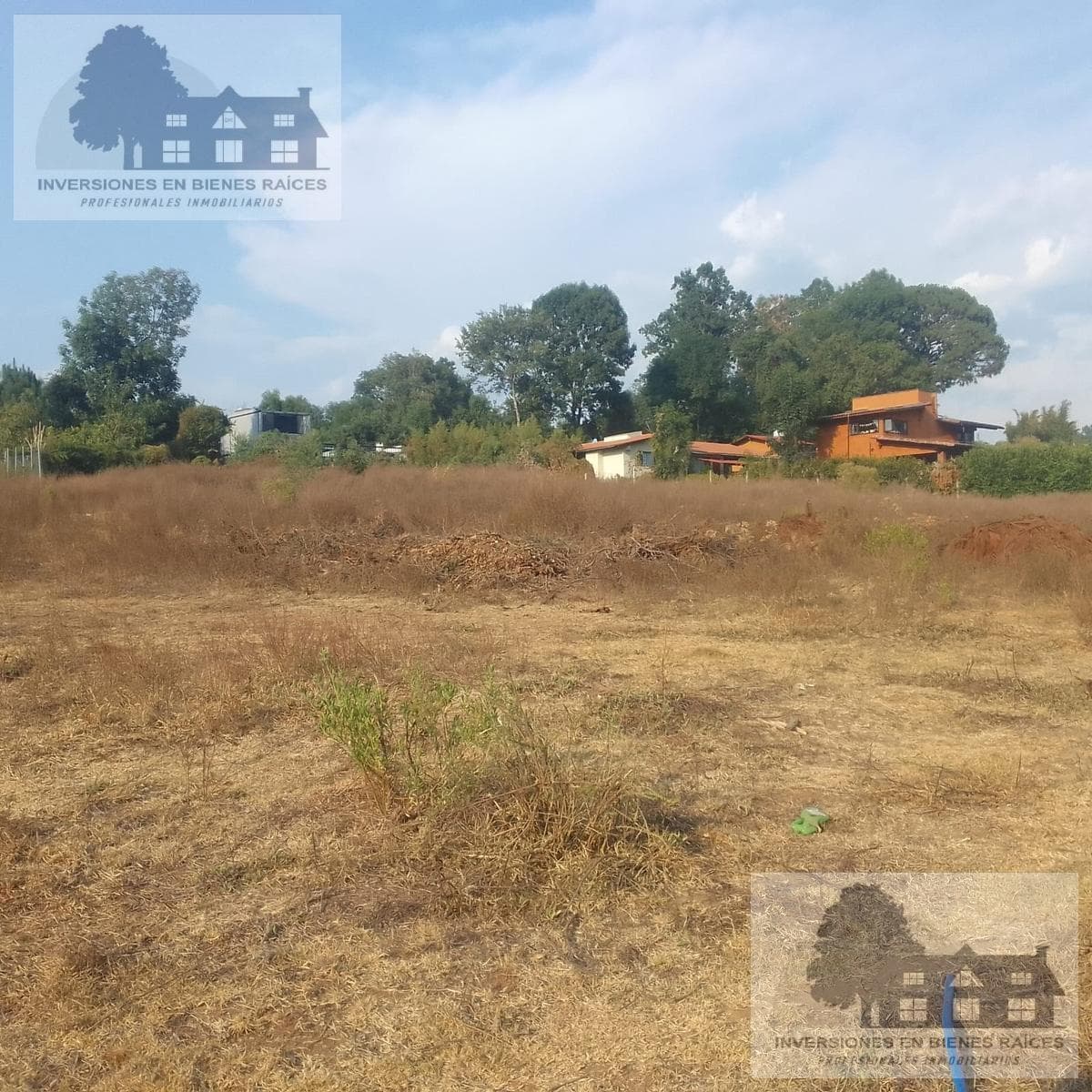 Land for Sale in the Old Houses Neighborhood in Valle de Bravo