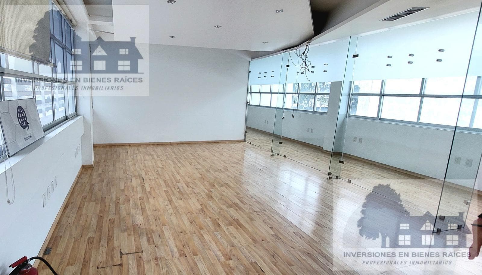 Office for Rent in the Most Strategic Area Between Toluca and Metepec on Av. Comonfort, Very Close to Tollocan—159 m²