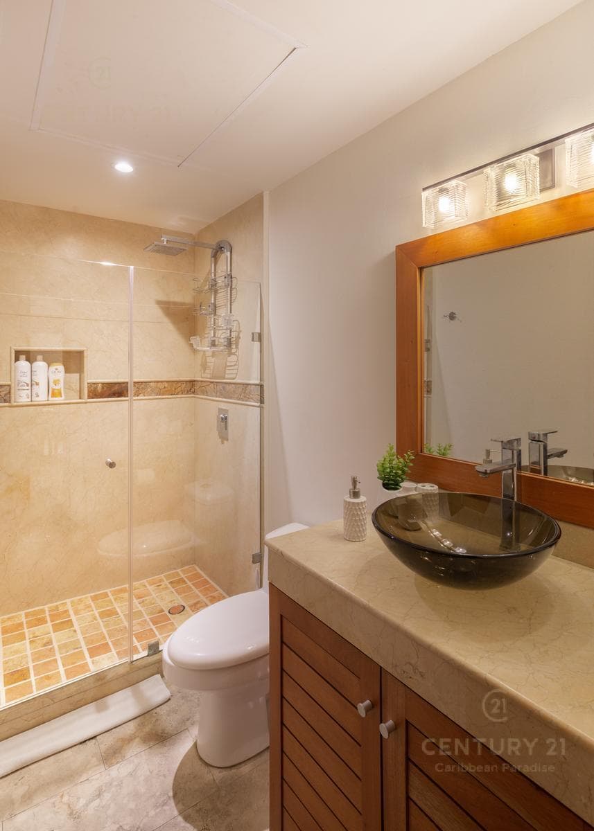 3-Bedroom Condo for Sale on the Beachfront | Isla Mujeres, Cancún | C4014