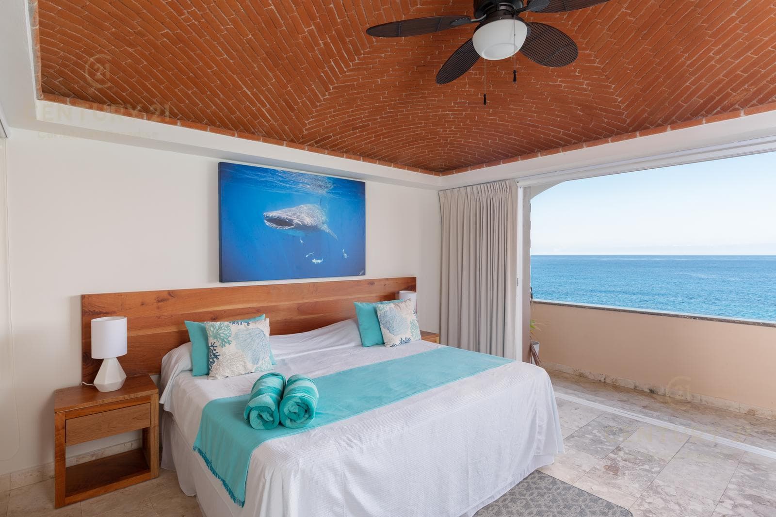 3-Bedroom Condo for Sale on the Beachfront | Isla Mujeres, Cancún | C4014