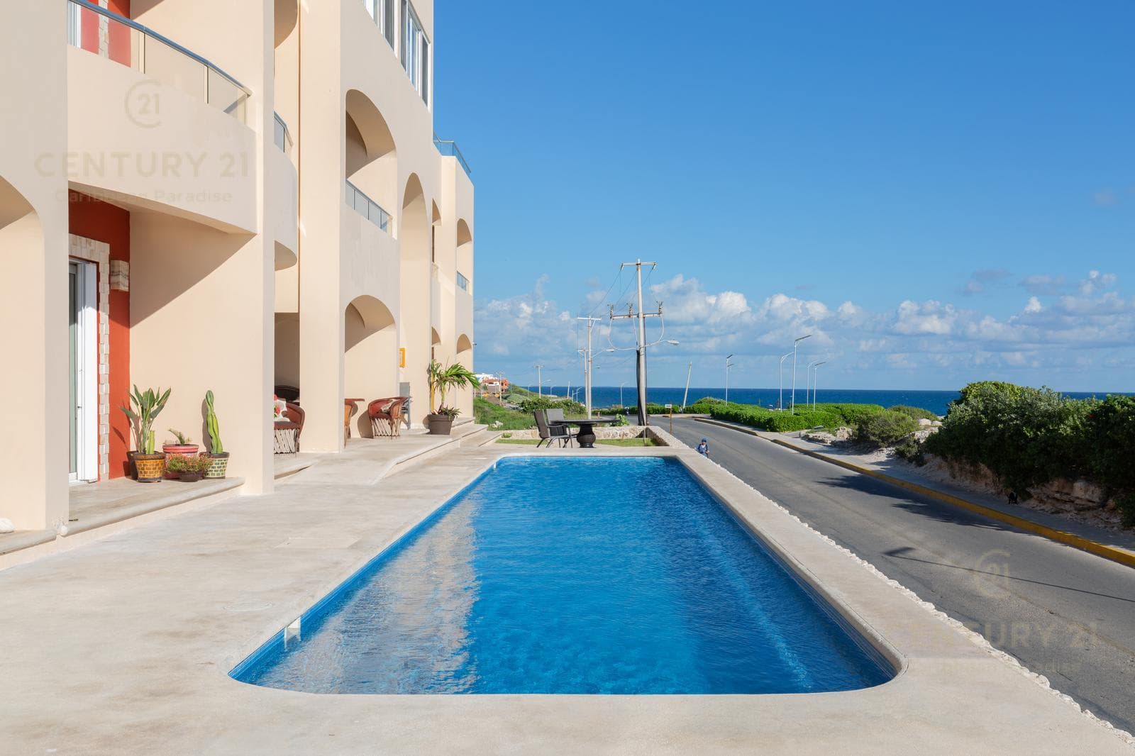 Departamento 3 Recámaras en Venta Frente al Mar | Isla Mujeres Cancún | C4014