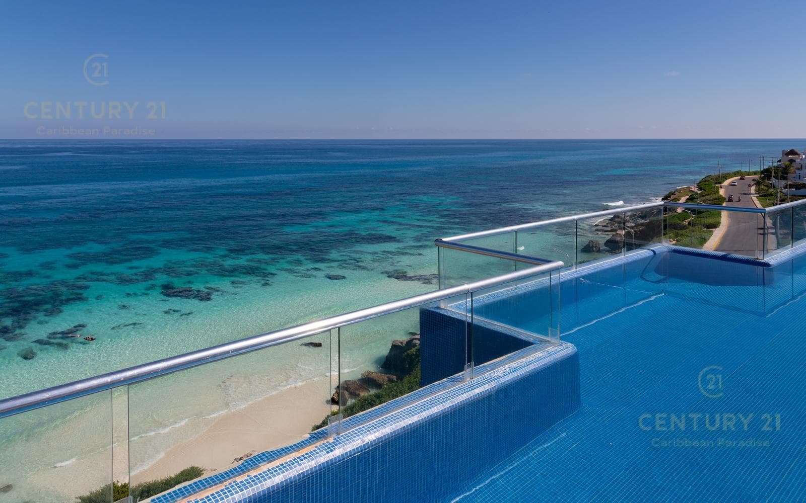 Departamento 3 Recámaras en Venta Frente al Mar | Isla Mujeres Cancún | C4014