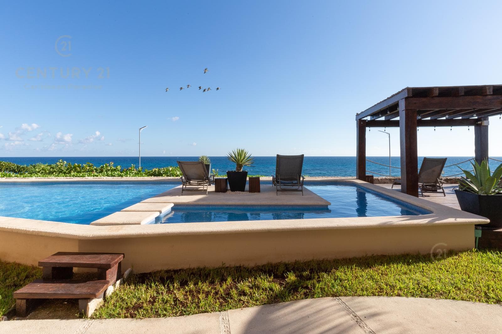 Departamento 3 Recámaras en Venta Frente al Mar | Isla Mujeres Cancún | C4014