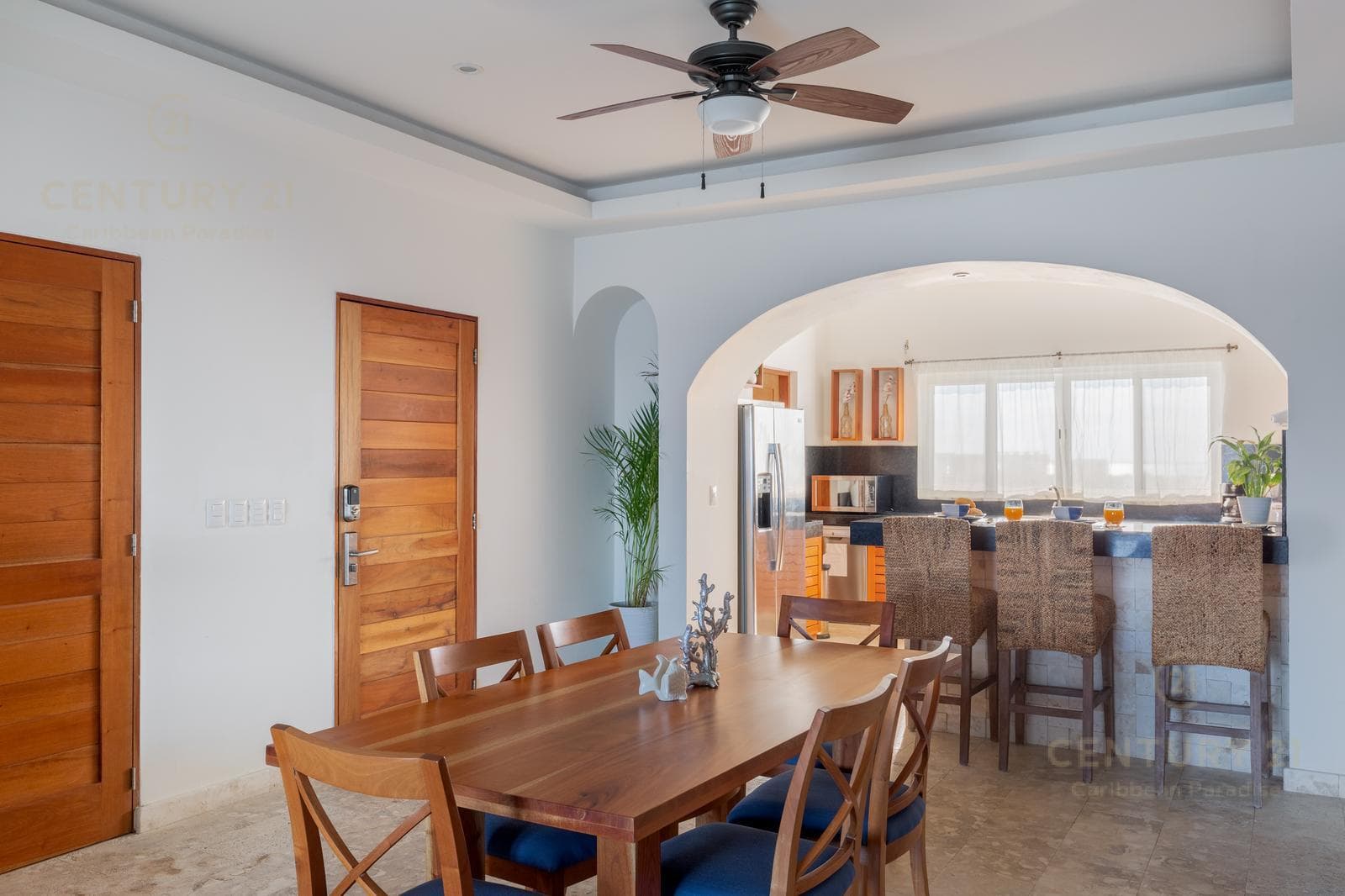 Departamento 3 Recámaras en Venta Frente al Mar | Isla Mujeres Cancún | C4014