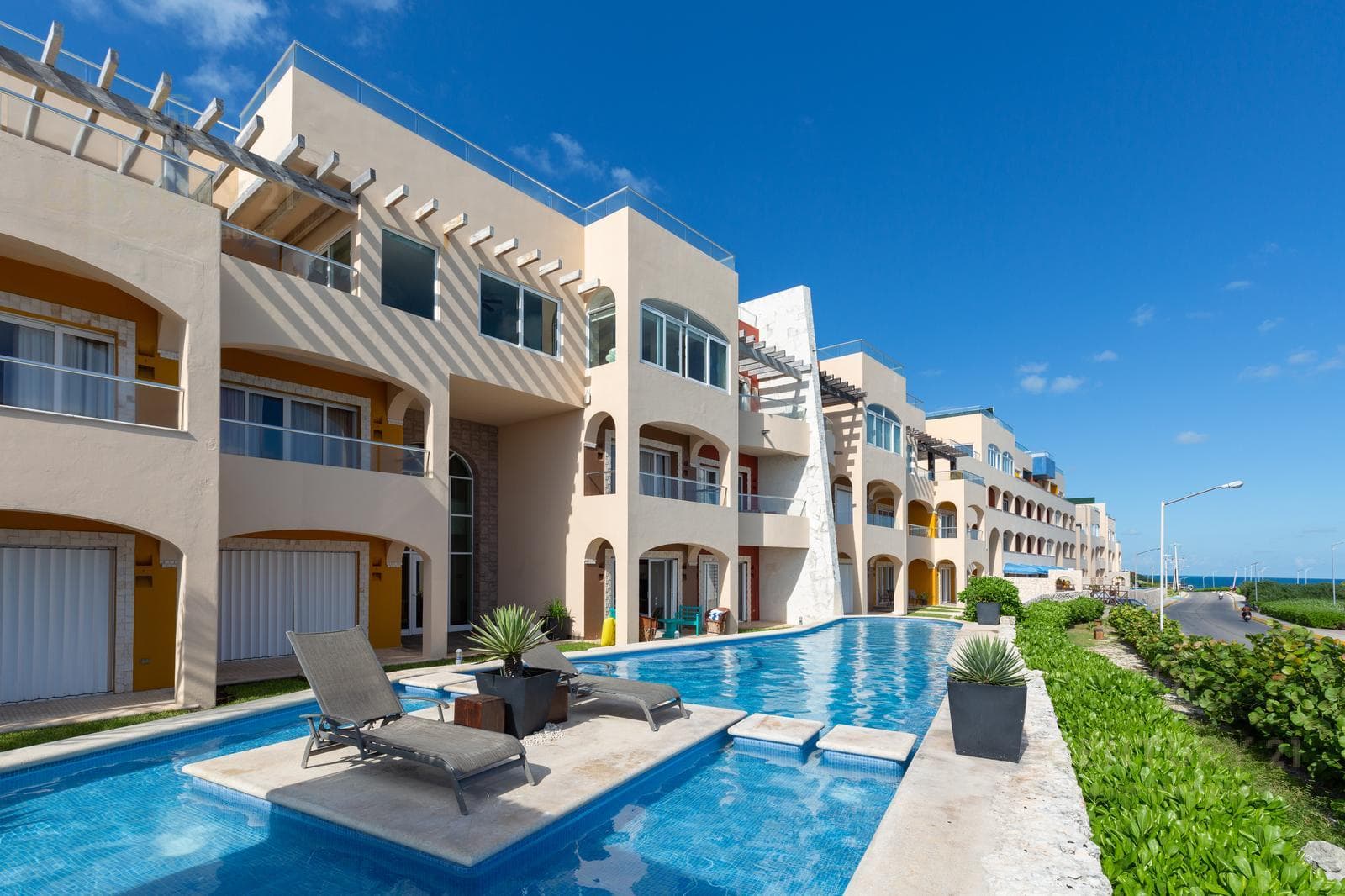Departamento 3 Recámaras en Venta Frente al Mar | Isla Mujeres Cancún | C4014