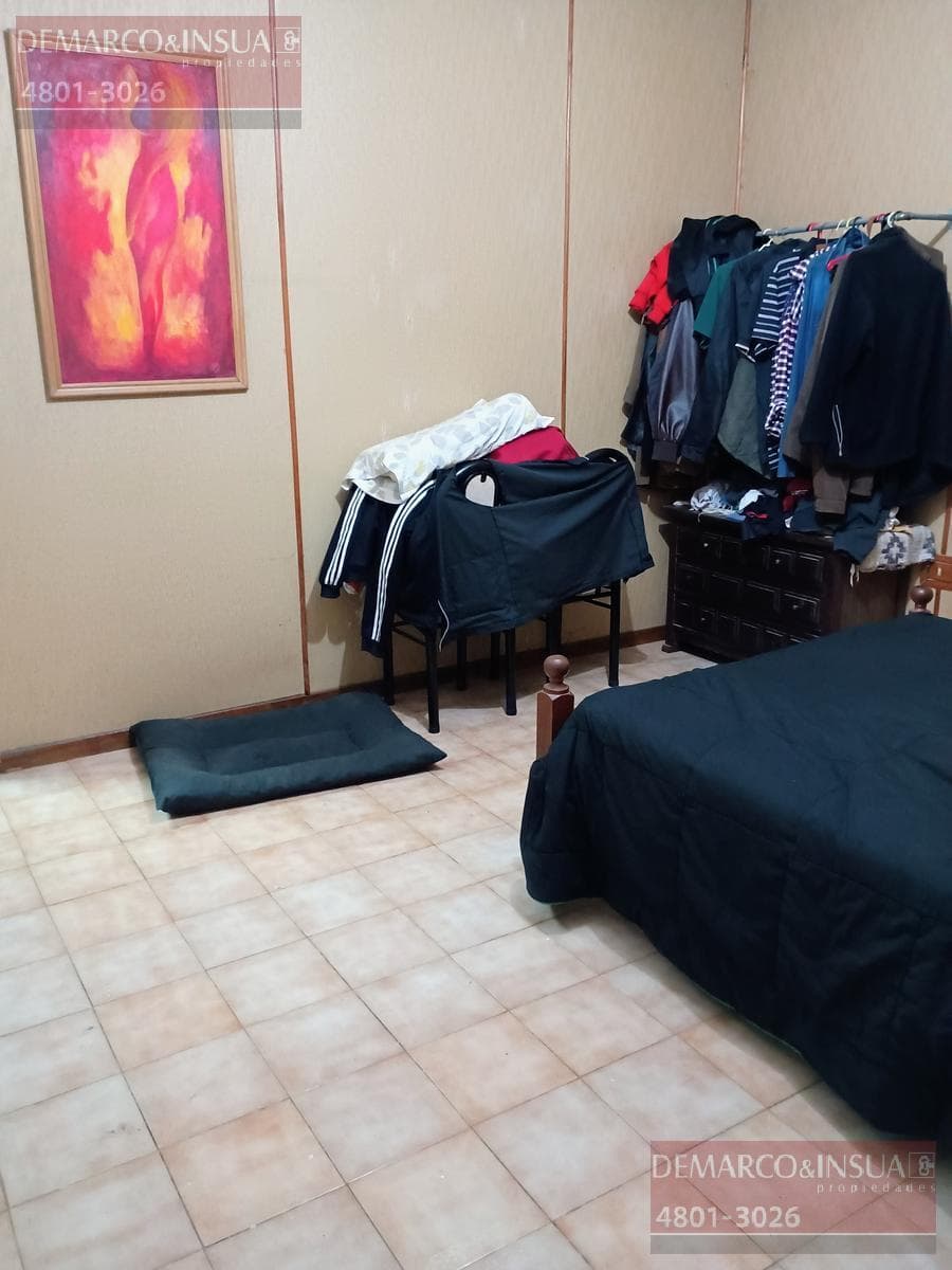 For Sale: Studio Apartment with Garage in Parque Patricios