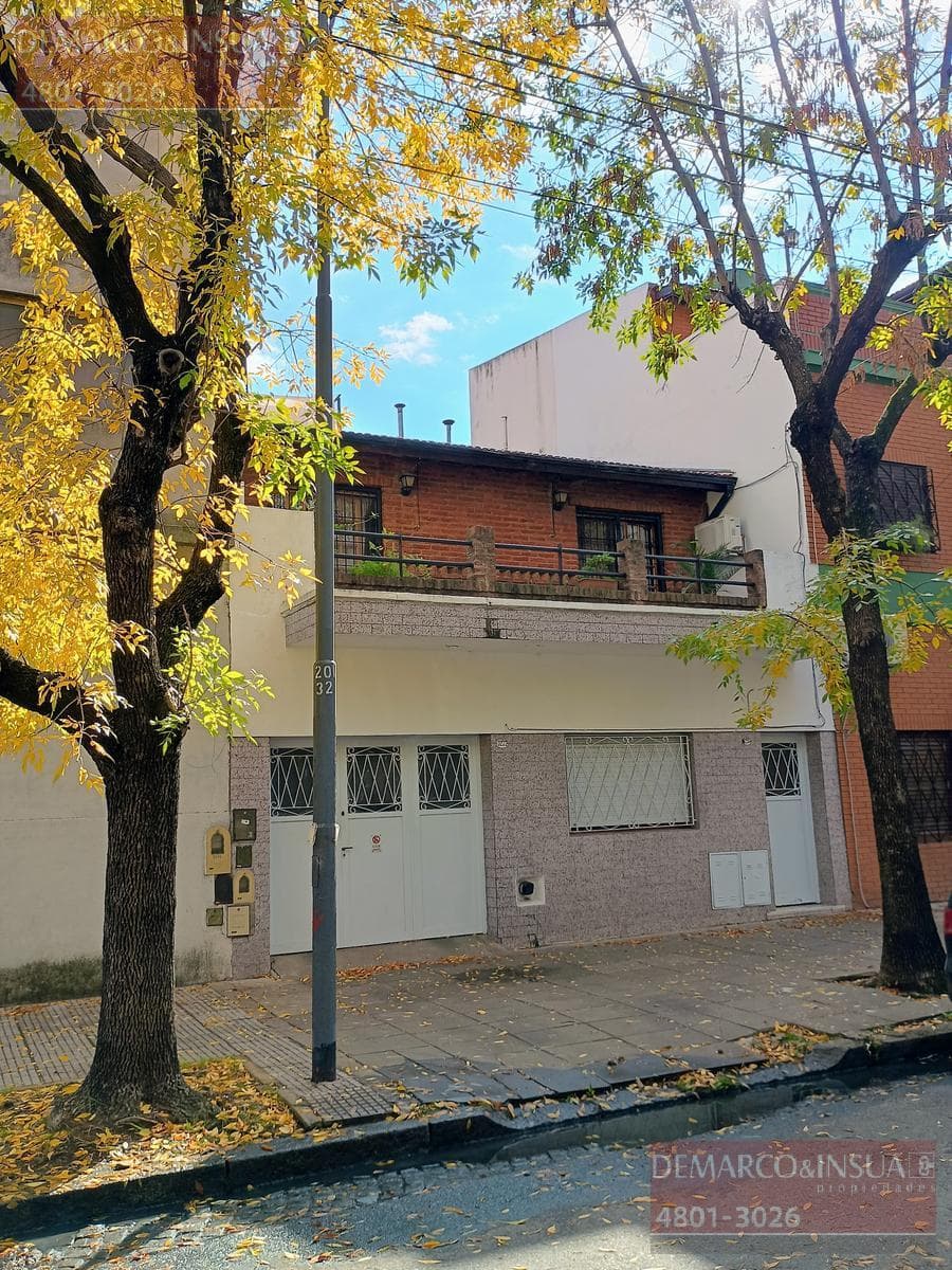 For Sale: Studio Apartment with Garage in Parque Patricios