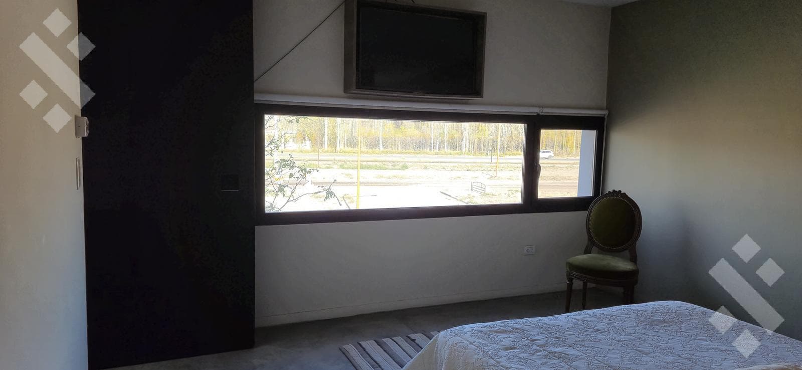 For Sale: Designer Duplex with High-End Finishes / Los Tordos Neighborhood, Cipolletti / 3 bedrooms / Financing Available