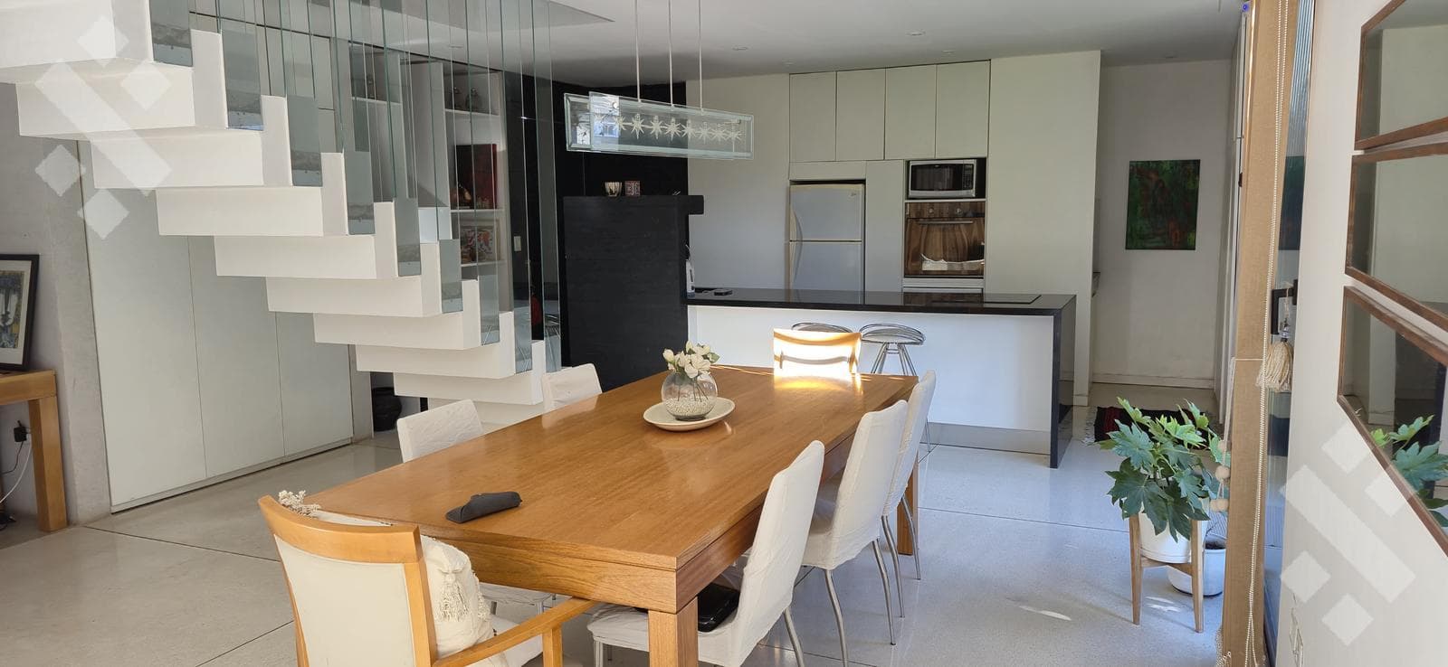 For Sale: Designer Duplex with High-End Finishes / Los Tordos Neighborhood, Cipolletti / 3 bedrooms / Financing Available