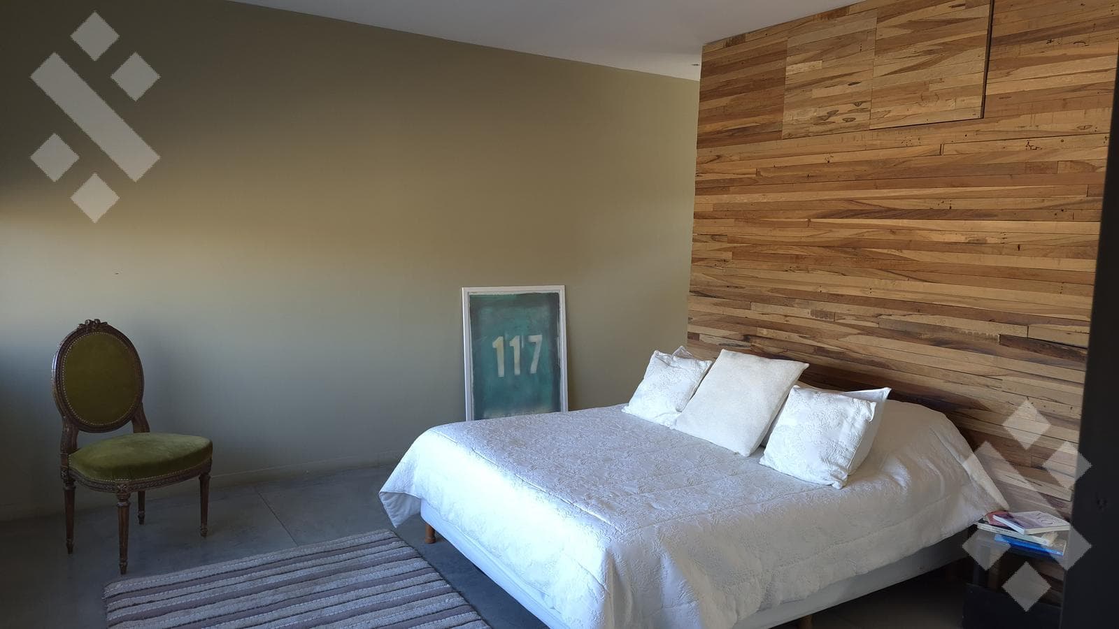 For Sale: Designer Duplex with High-End Finishes / Los Tordos Neighborhood, Cipolletti / 3 bedrooms / Financing Available