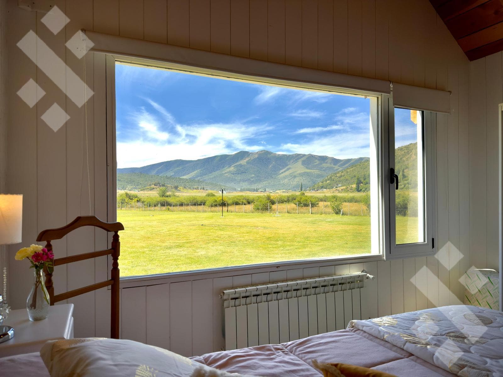 For Sale: 3-Bedroom House - Mortgage Eligible - Peñon del Lolog Neighborhood - San Martín de los Andes, Neuquén
