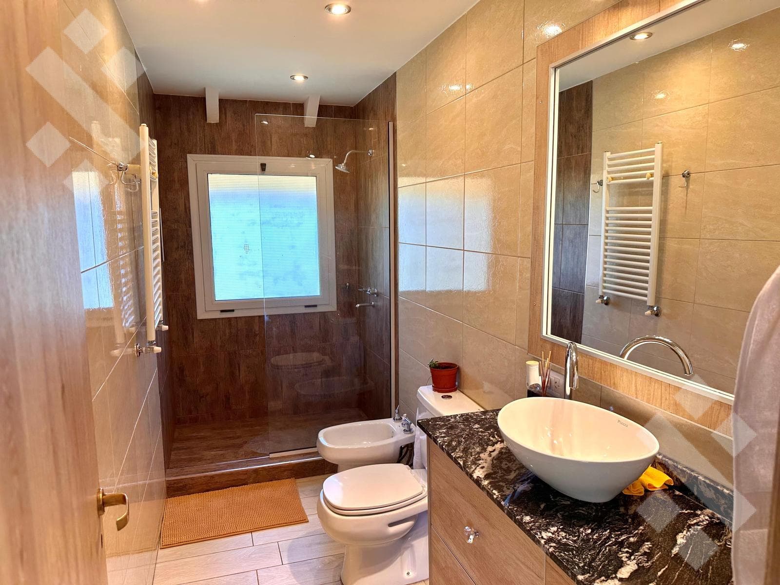For Sale: 3-Bedroom House - Mortgage Eligible - Peñon del Lolog Neighborhood - San Martín de los Andes, Neuquén