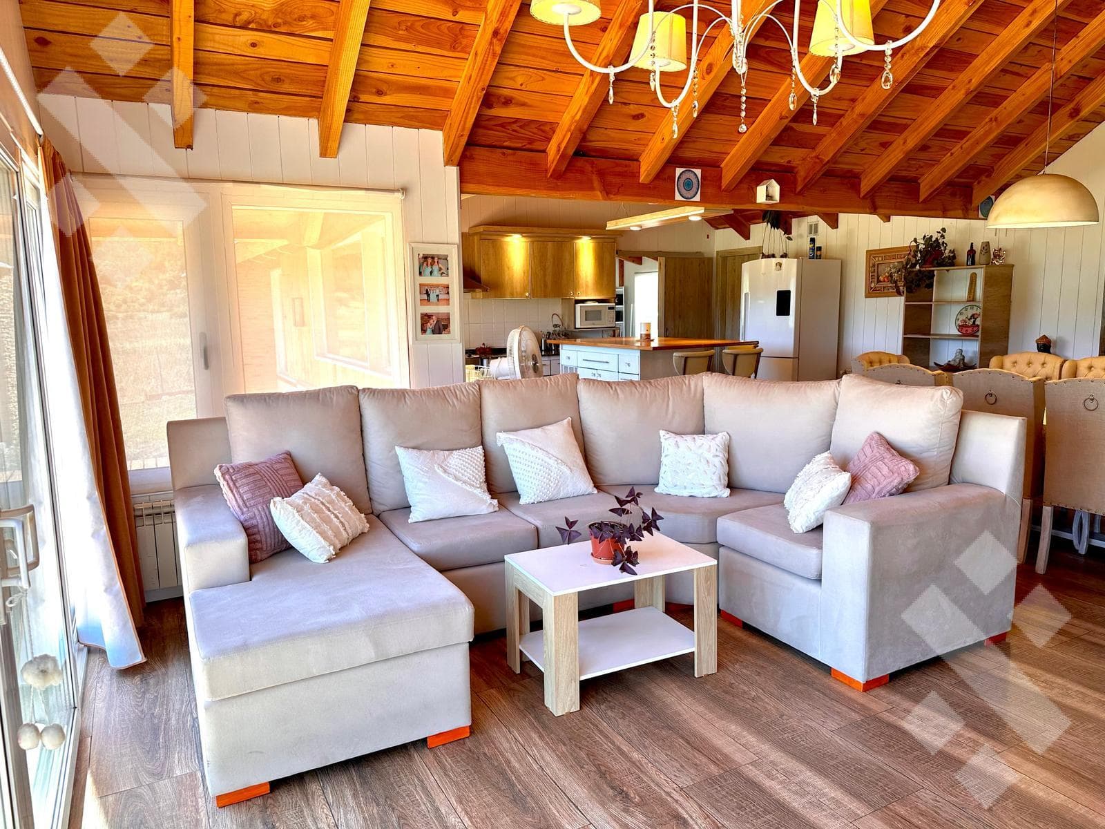 For Sale: 3-Bedroom House - Mortgage Eligible - Peñon del Lolog Neighborhood - San Martín de los Andes, Neuquén