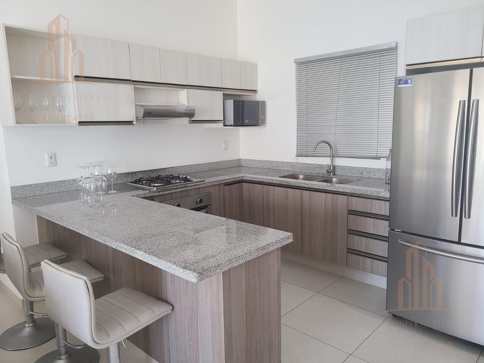 Apartment - Alameda Subdivision