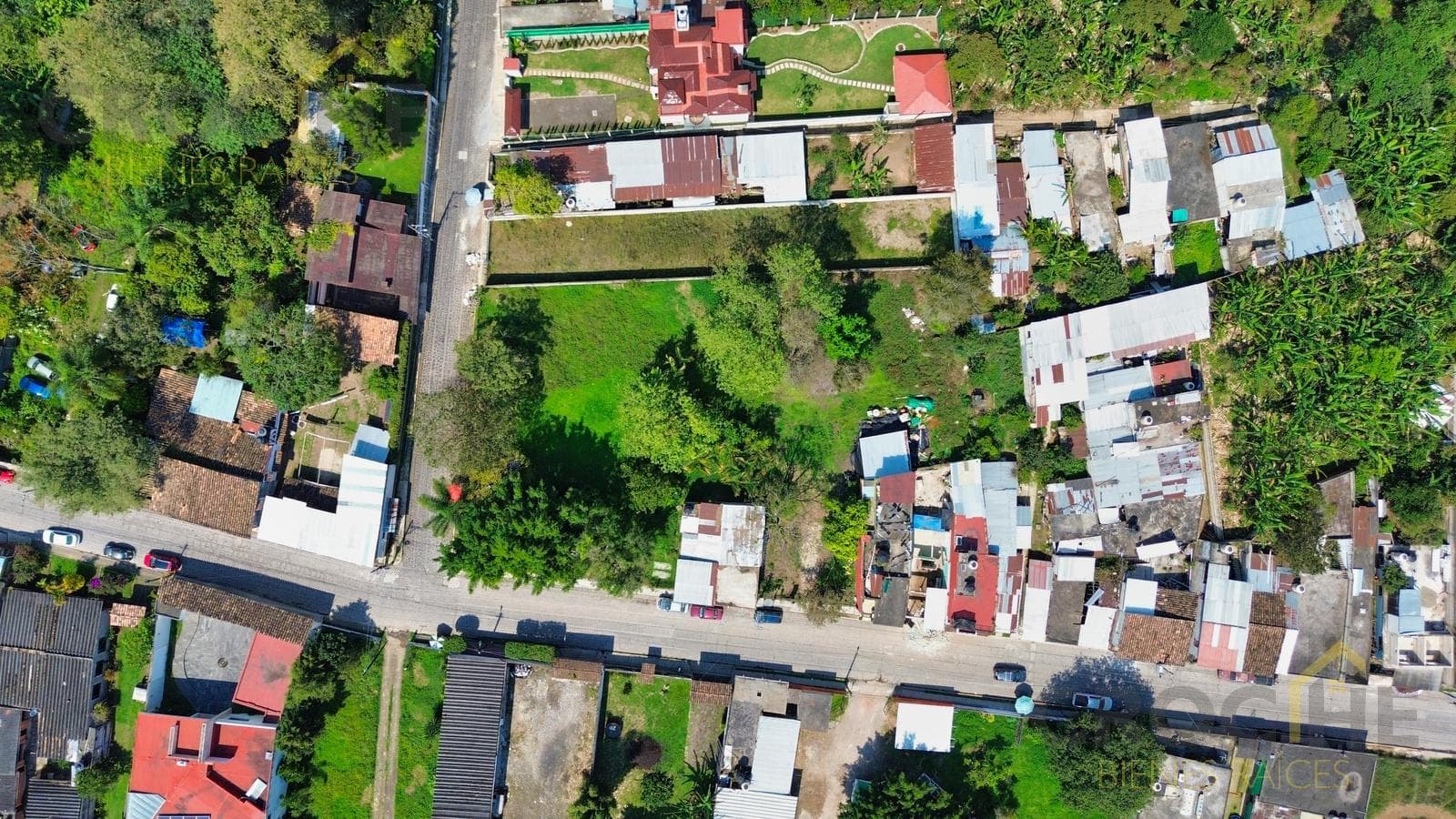 Corner lot for sale in downtown Xico, Veracruz