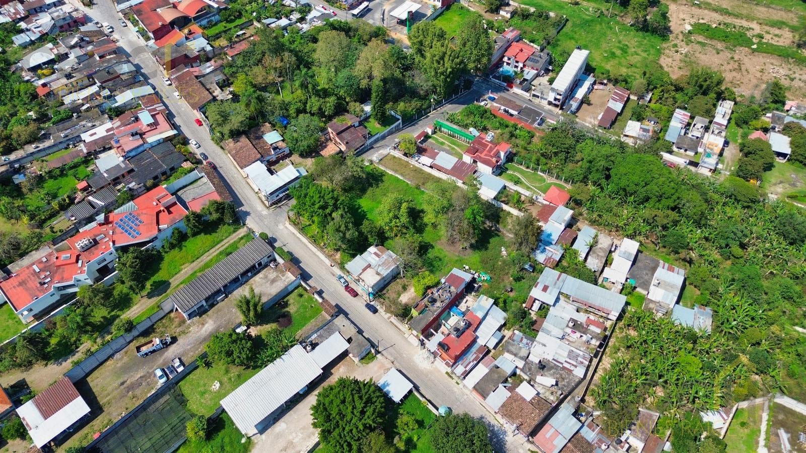 Corner lot for sale in downtown Xico, Veracruz