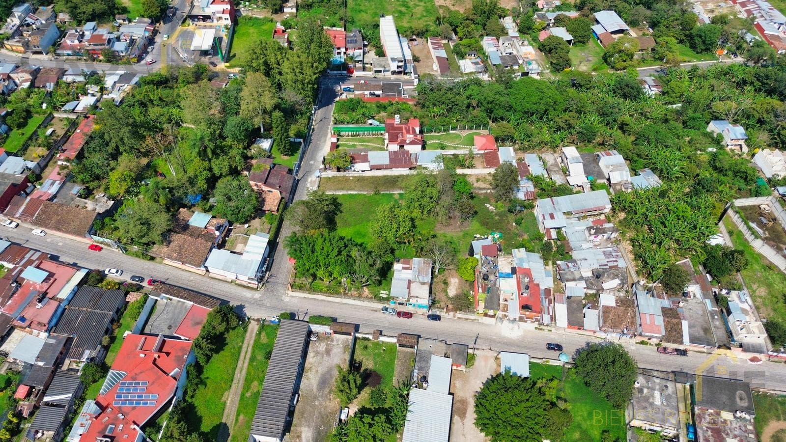 Corner lot for sale in downtown Xico, Veracruz