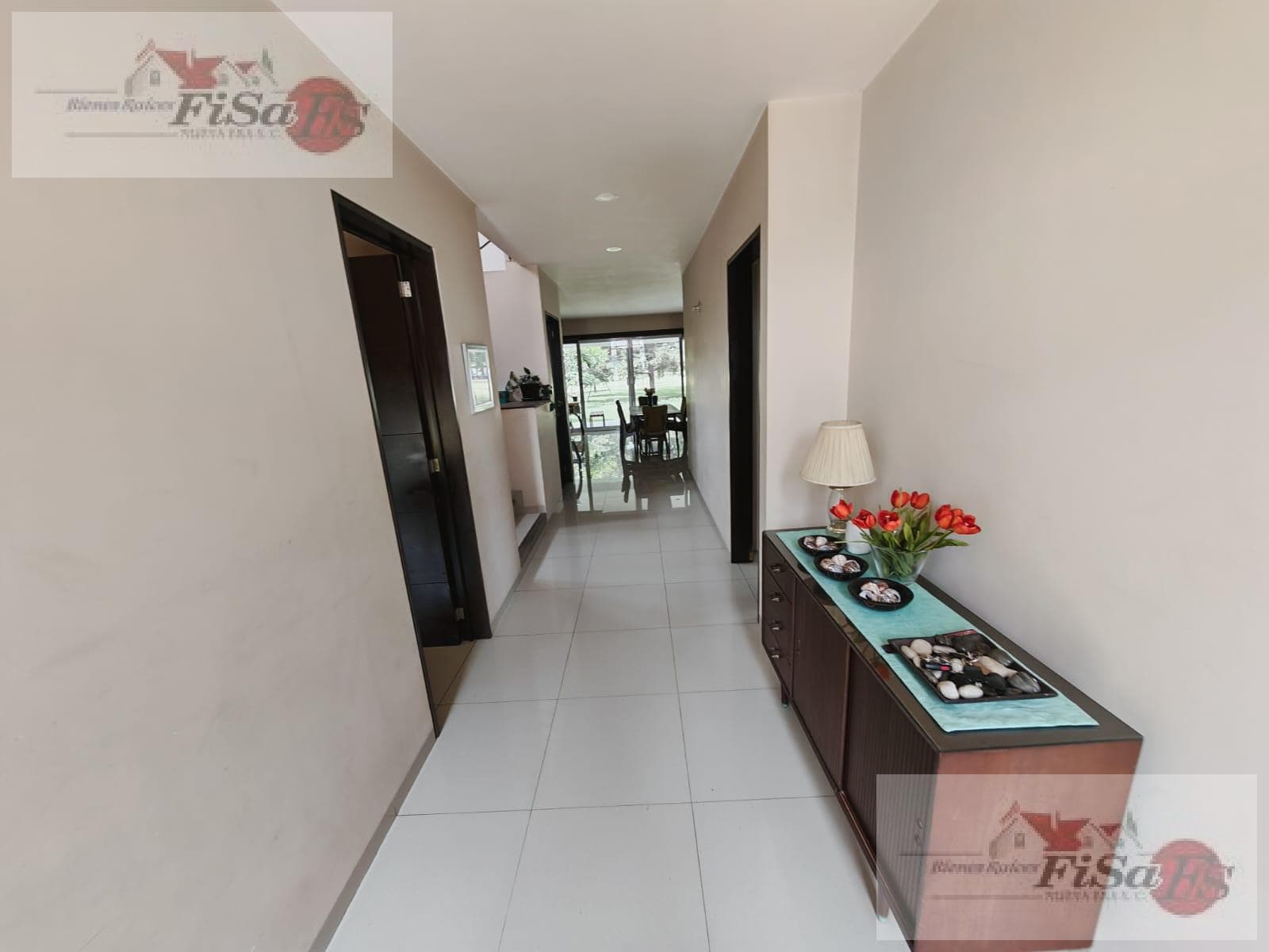 HOUSE FOR SALE ON PASEO DEL ABANICO