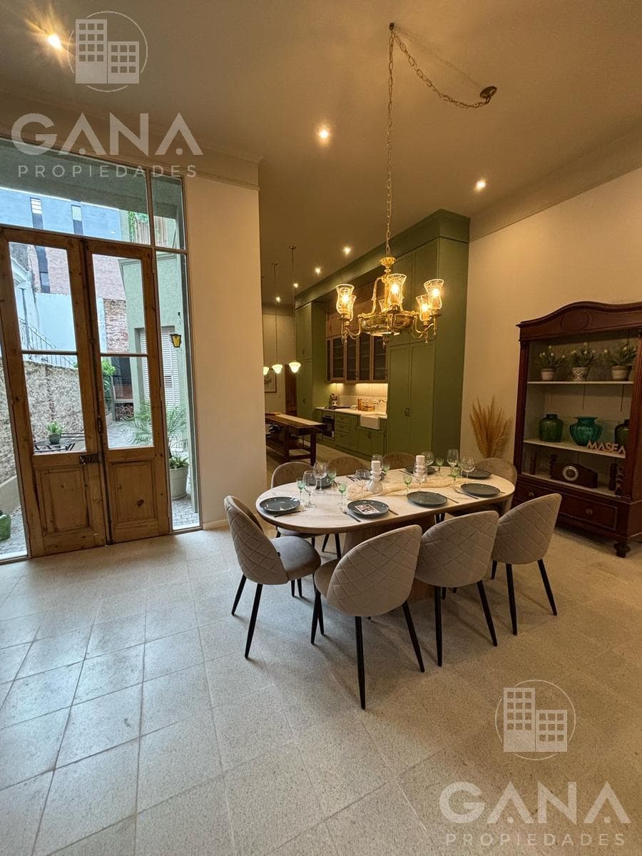 3-Bedroom House for Sale in Pichincha with Premium Features