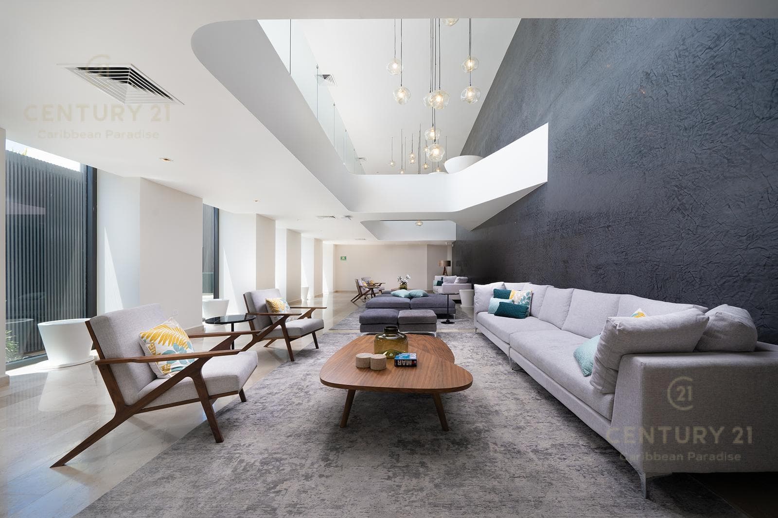 En Venta exclusivo departamento en 10 Nivel en Blume Puerto Cancún C4022