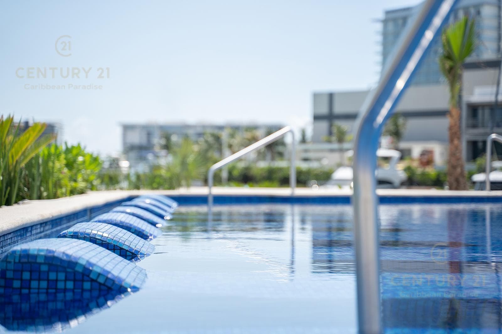 En Venta exclusivo departamento en 10 Nivel en Blume Puerto Cancún C4022