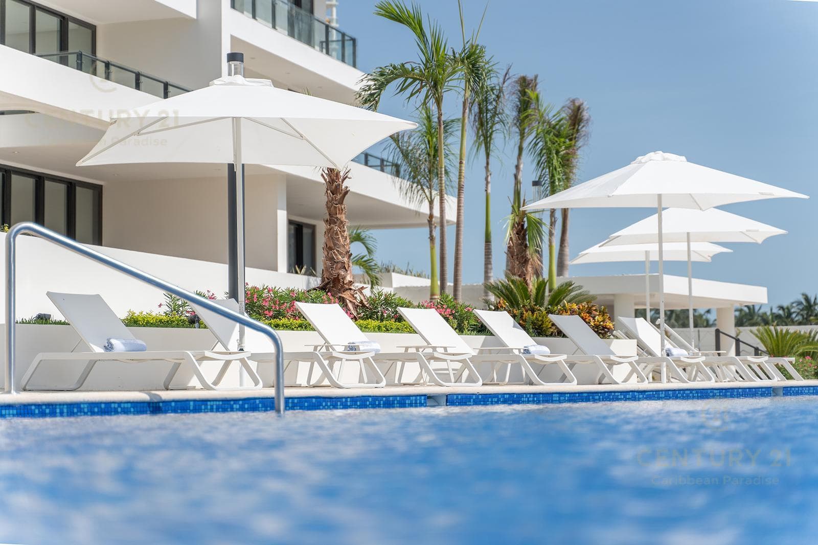 En Venta exclusivo departamento en 10 Nivel en Blume Puerto Cancún C4022