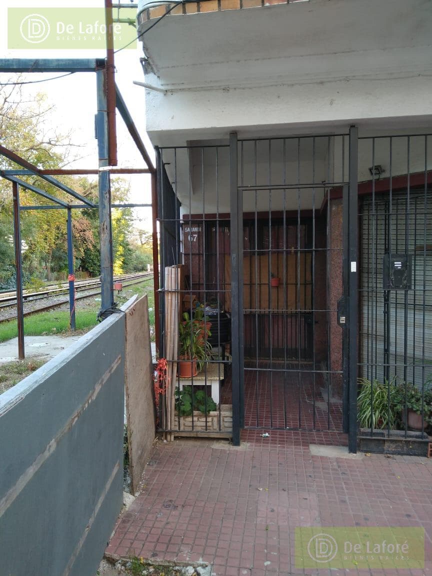 For Sale - 2-Bedroom Duplex Apartment in Beccar, in need of renovation, no maintenance fees