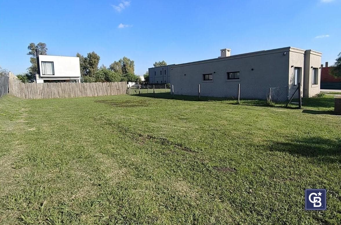 450 m² Lot for Sale with Financing Available in Santa Emilia, Pilar del Este
