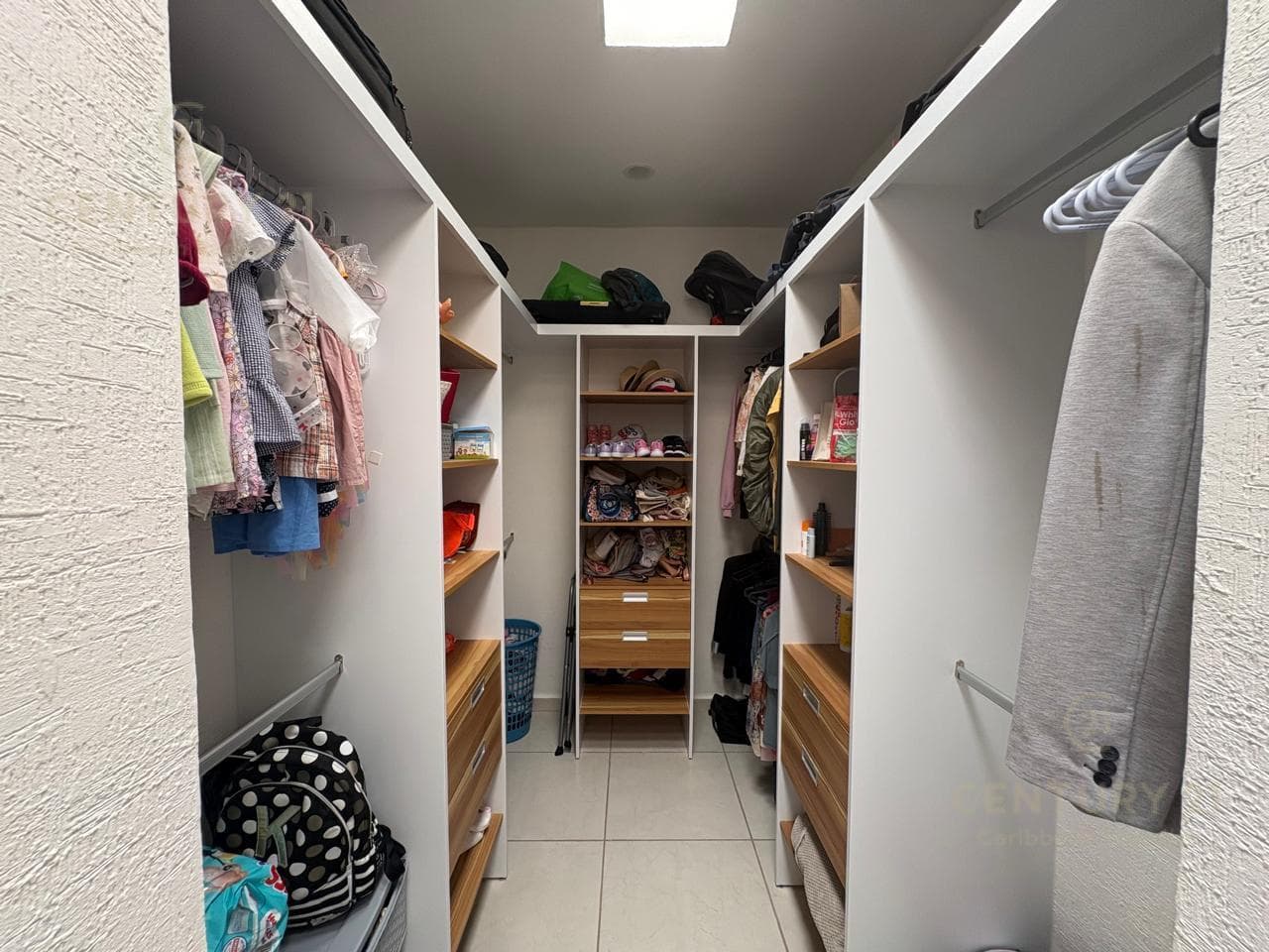 Casa 3 Recamaras en Venta en Jardines del Sur Cancun | C4025