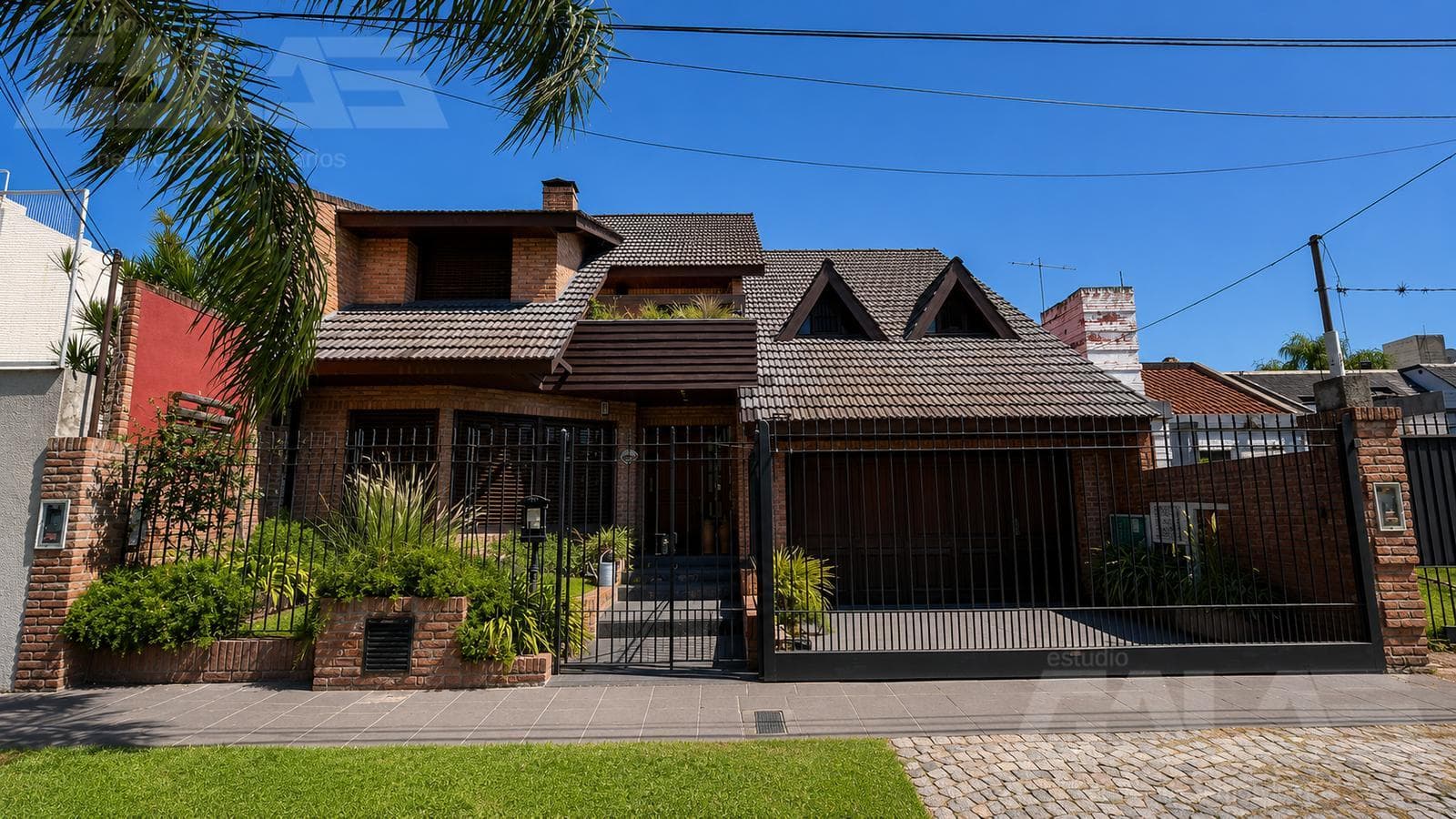 House for Sale | 5 Rooms | Pool | Barbecue Area | Great Opportunity | North Ituzaingo