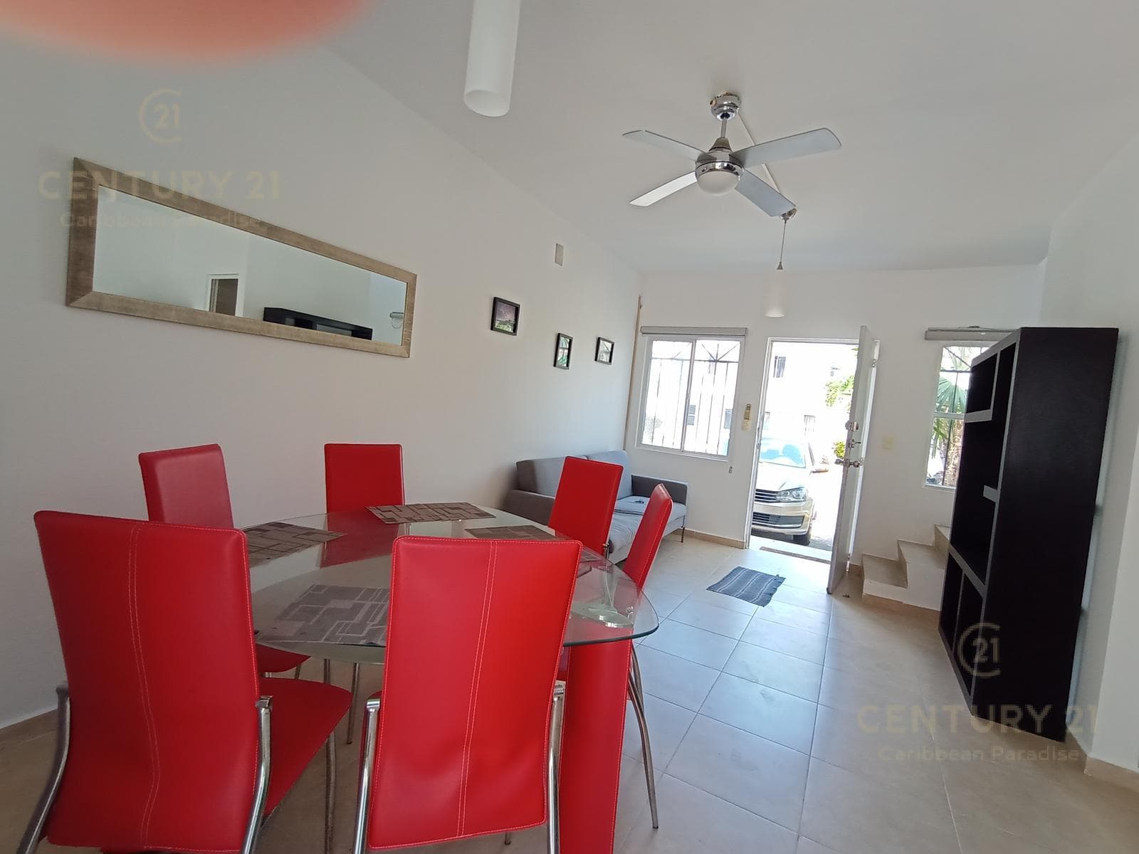 For Sale: Beautiful 2-Bedroom House in the Real Bilbao Subdivision P4407