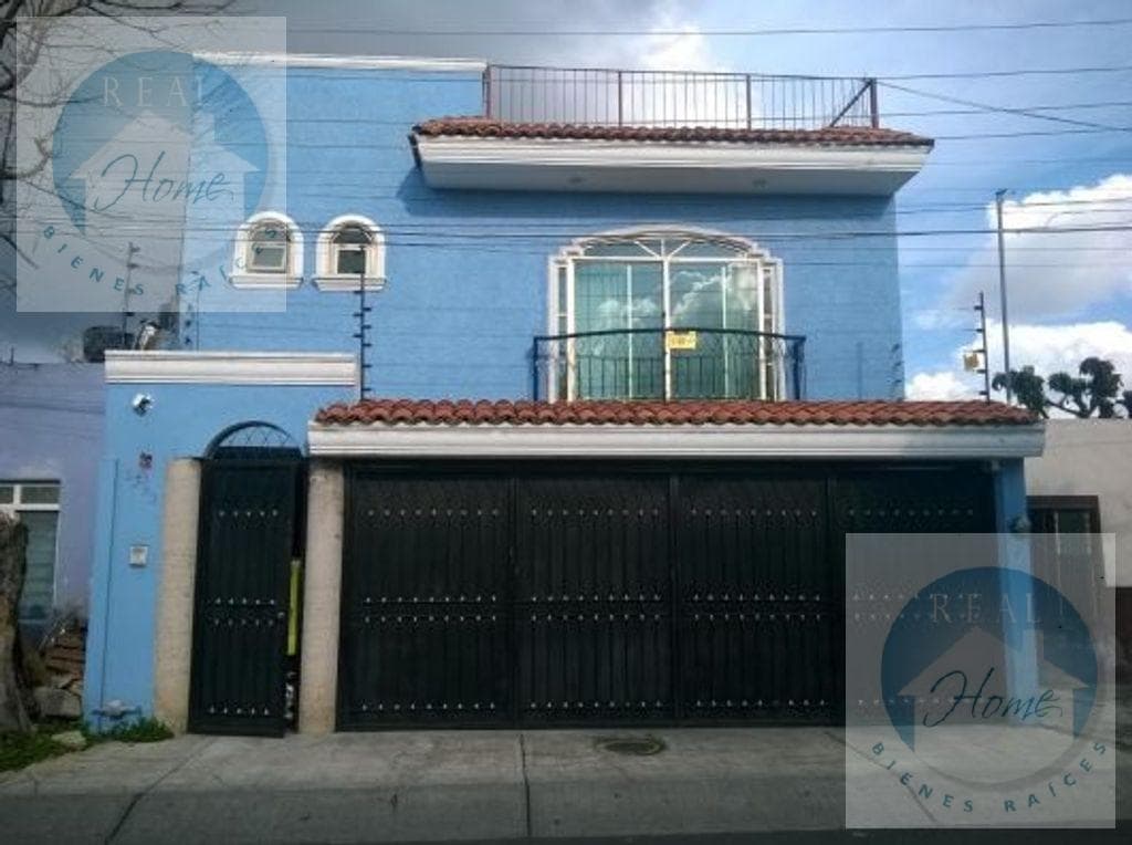 HOUSE FOR SALE IN THE ECHEVERRIA NEIGHBORHOOD, GUADALAJARA, JALISCO