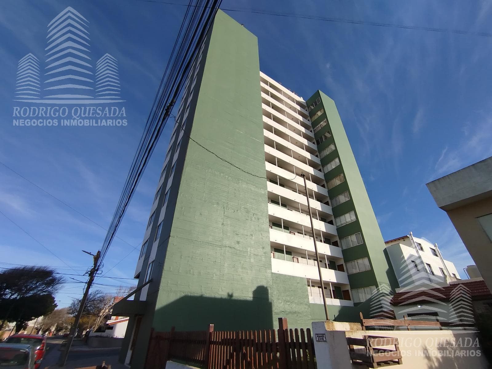 Studio apartment in a great location!!