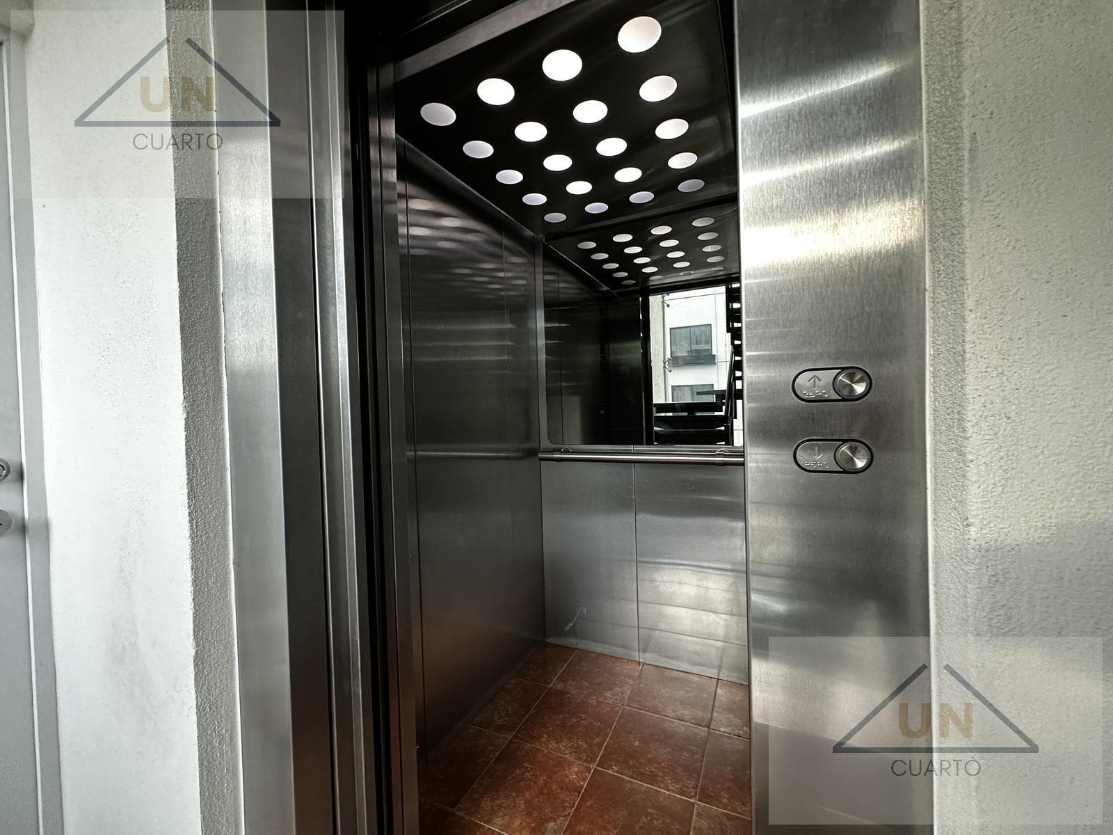 WITH 2 PARKING SPACES AND EACH BEDROOM HAS A BATHROOM