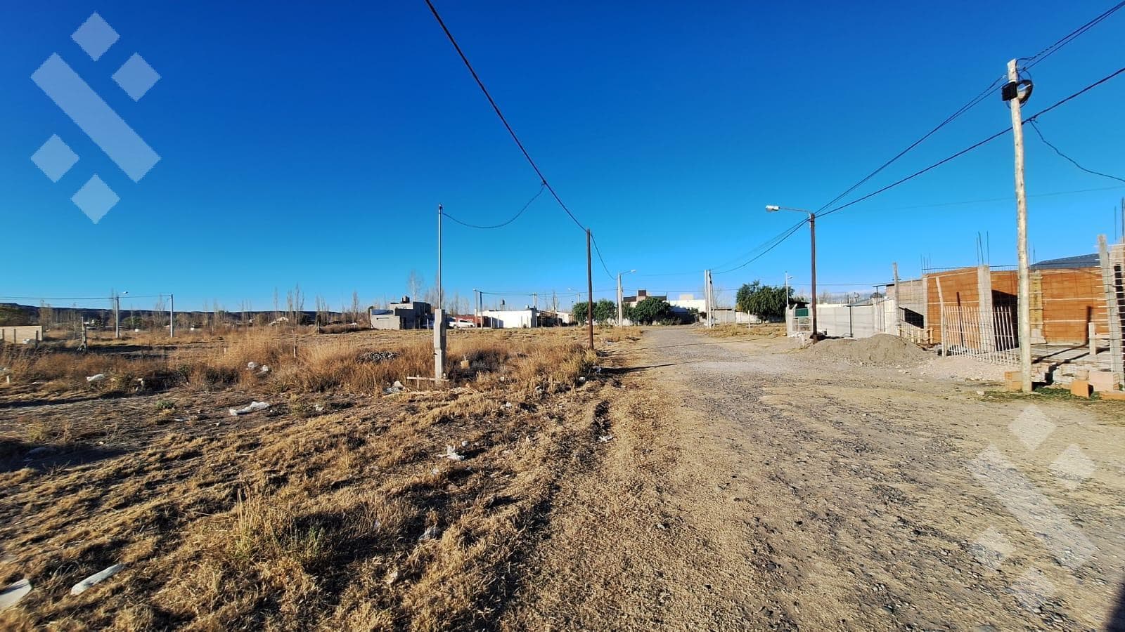 For Sale: 360 m2 Lot, Cofre Subdivision, Plottier