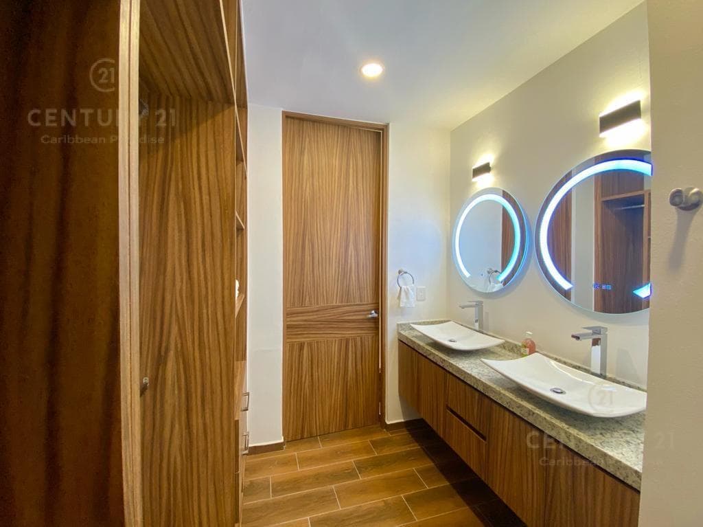 Hermosa casa en venta en Condominio Makul El Cielo Playa del Carmen P4409