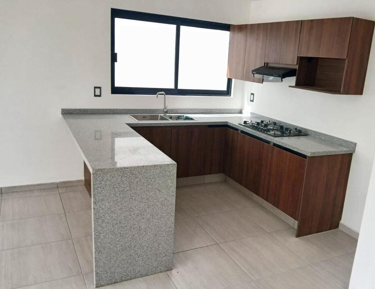 GREAT OPPORTUNITY! MINIMALIST HOME FOR SALE IN CIUDAD MESETA