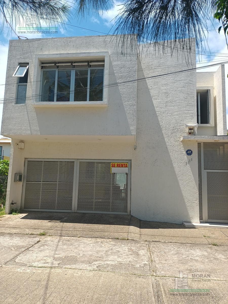 House on Bellavista Avenue, Downtown Area