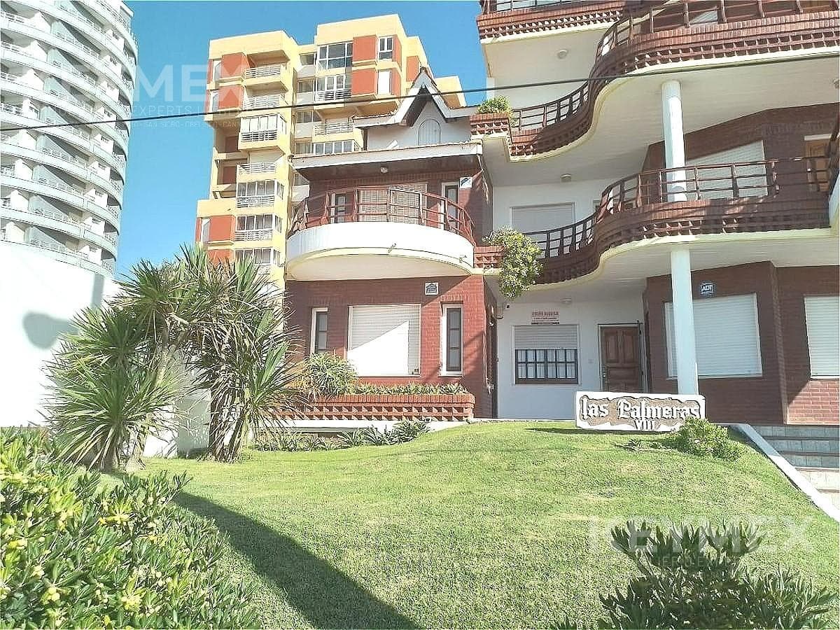 Beachfront triplex in downtown Gesell