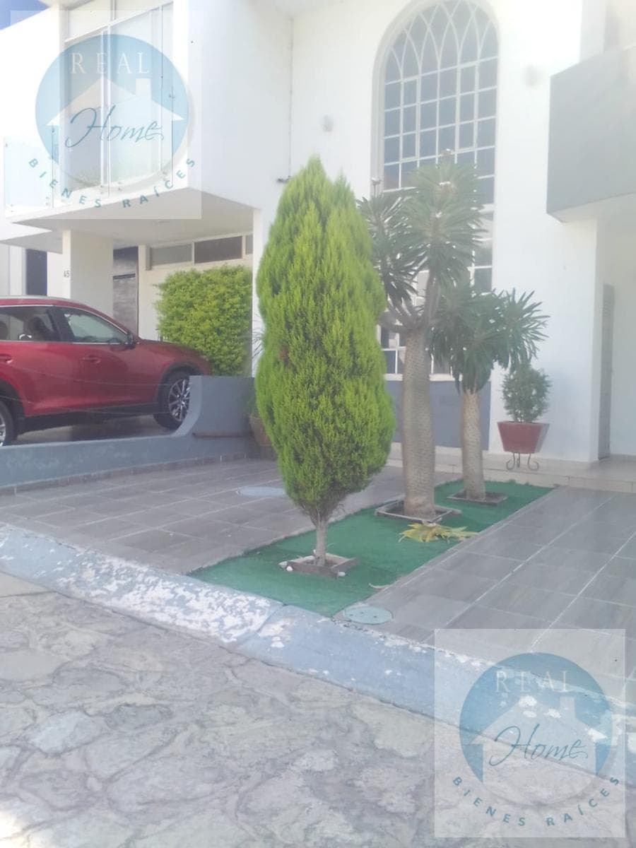 House for sale in the Senderos de Monteverde neighborhood