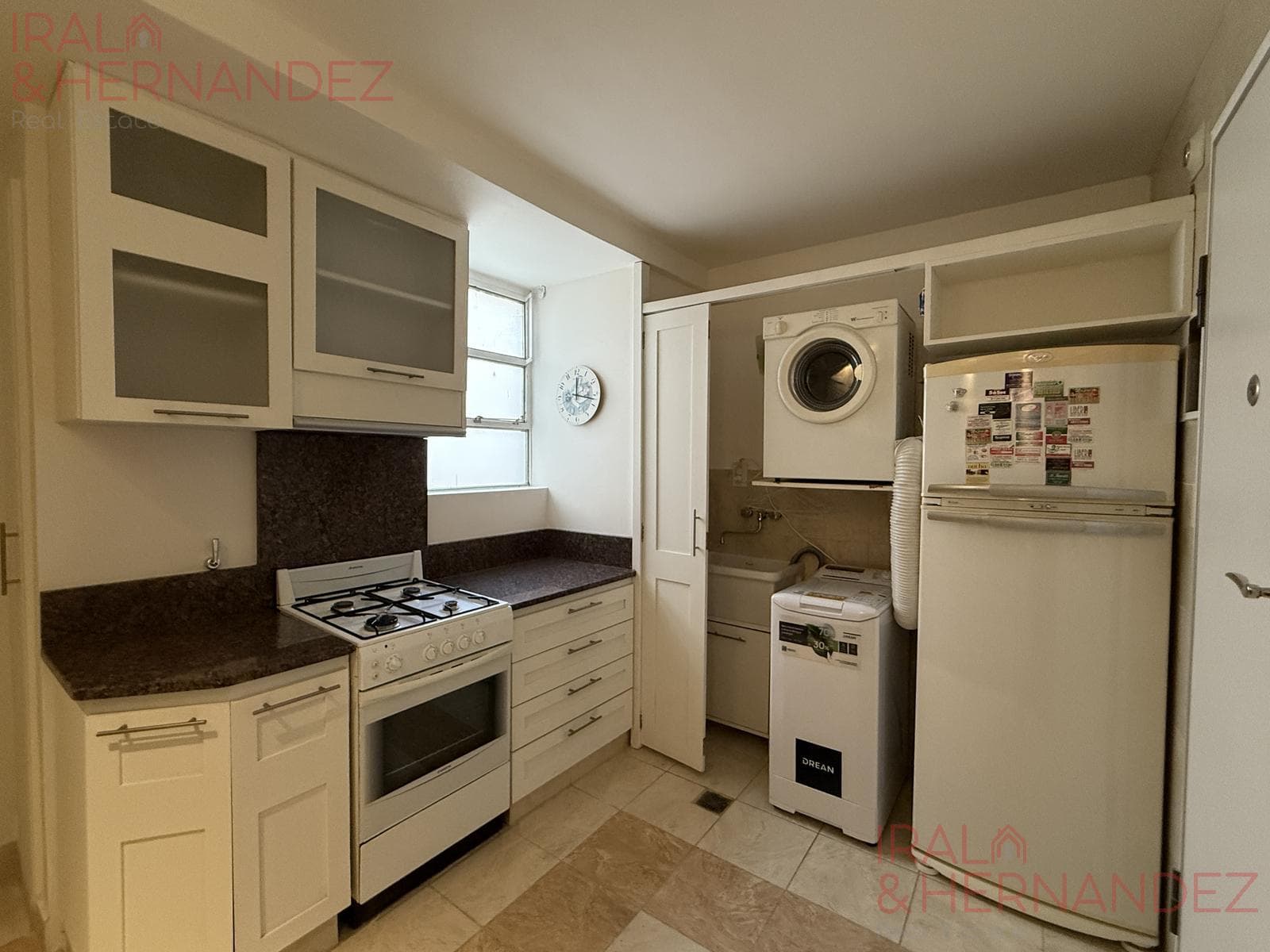 FURNISHED 3-ROOM APARTMENT FOR RENT – BALCONY – GARAGE – RECOLETA