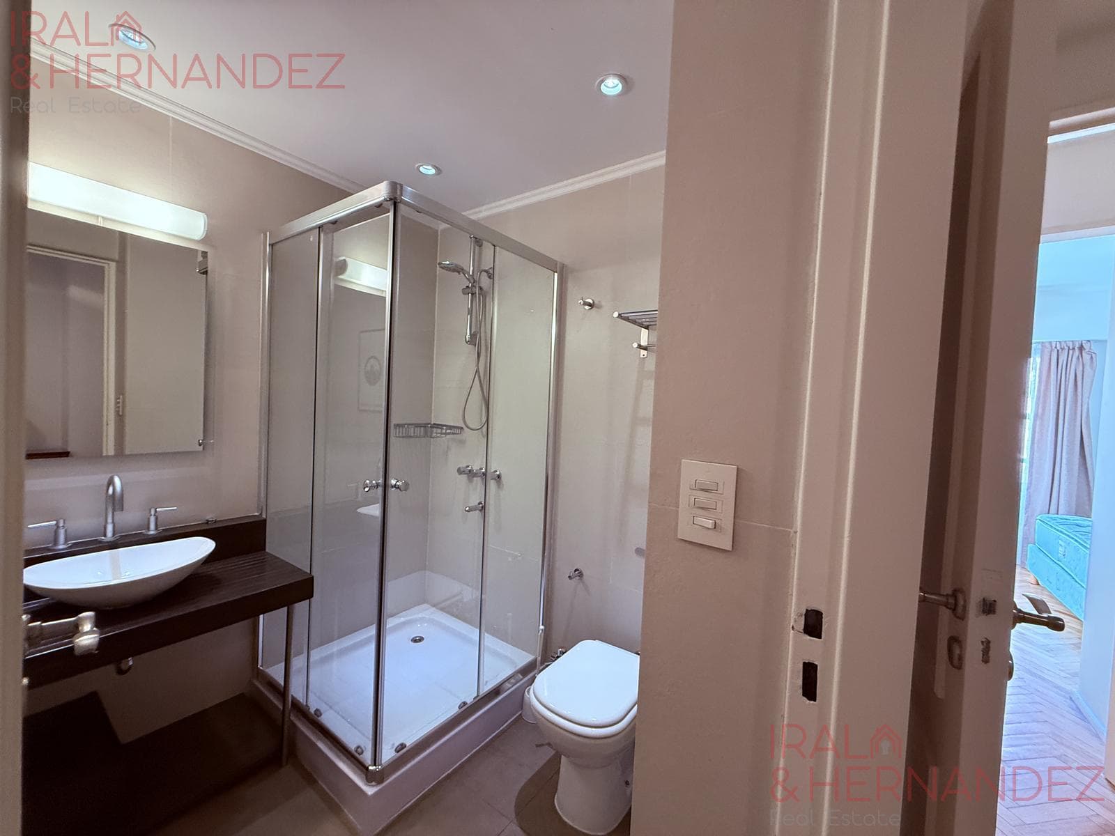 FURNISHED 3-ROOM APARTMENT FOR RENT – BALCONY – GARAGE – RECOLETA