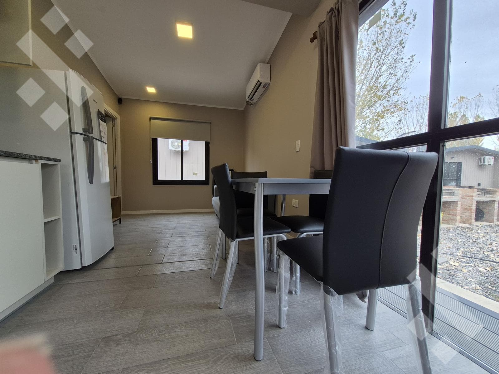 FOR SALE: 5-MODULE COMPLEX, NORDICA I - LA FORESTADA NEIGHBORHOOD, AÑELO